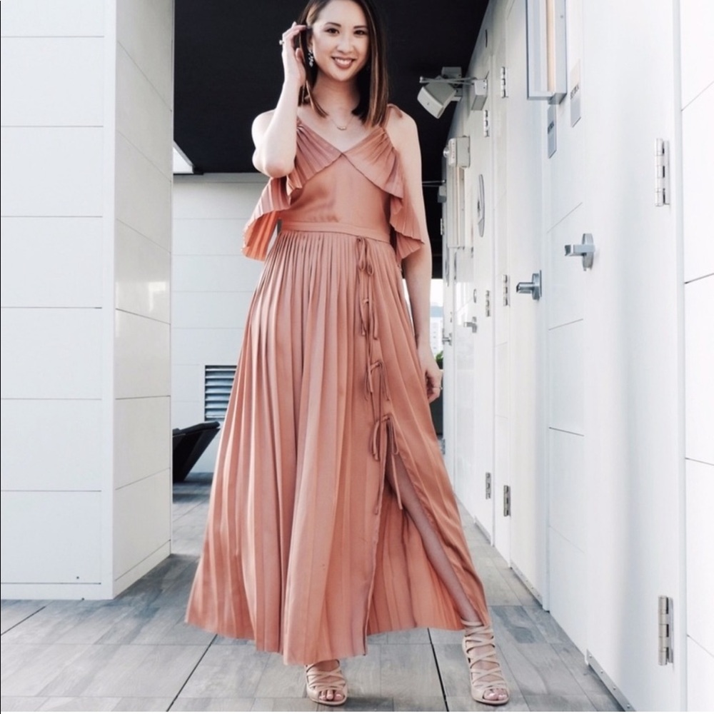 Banana Republic x Olivia Palermo dress